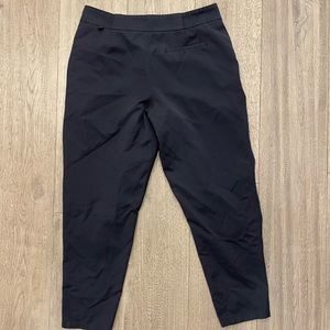 Lululemon older style trouser size 6